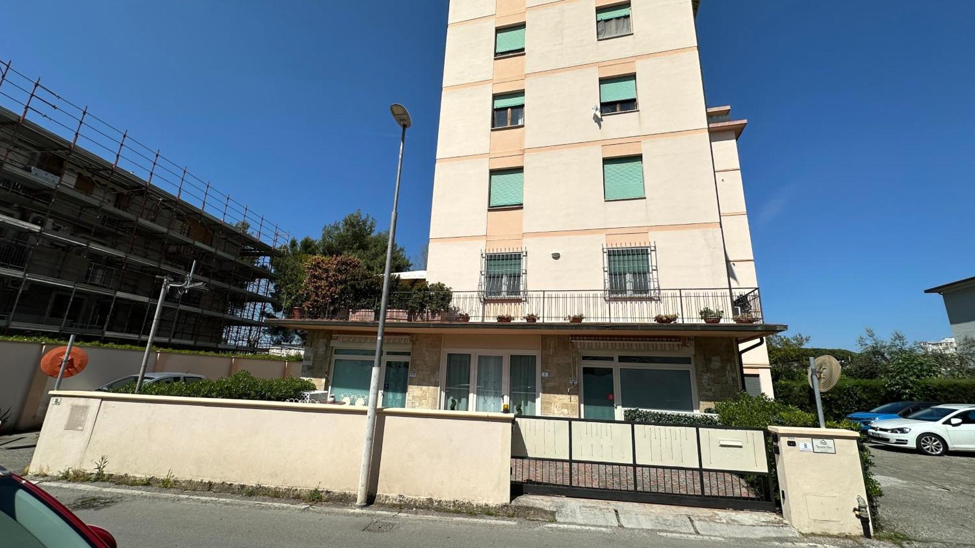 Amarin Pisa Apartment Buitenkant foto